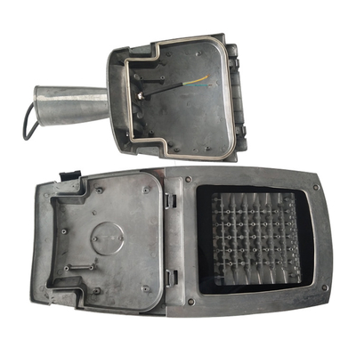 Druckguss-geführte Straßenlaterne-Aluminiumwohnung mit Clip 120w Wechselstrom 220V
