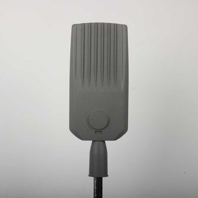 Energieeinsparende LED-Straßenbeleuchtungsanlagen für auf Stangen montierte Anlagen bei AC-Eingangsspannung 100-277V