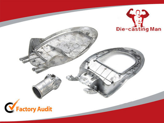 Straßenlaterne-Wohnung der hohen Leistungsfähigkeits-Aluminium-LED für Fahrbahn 880 x 380 x 180mm